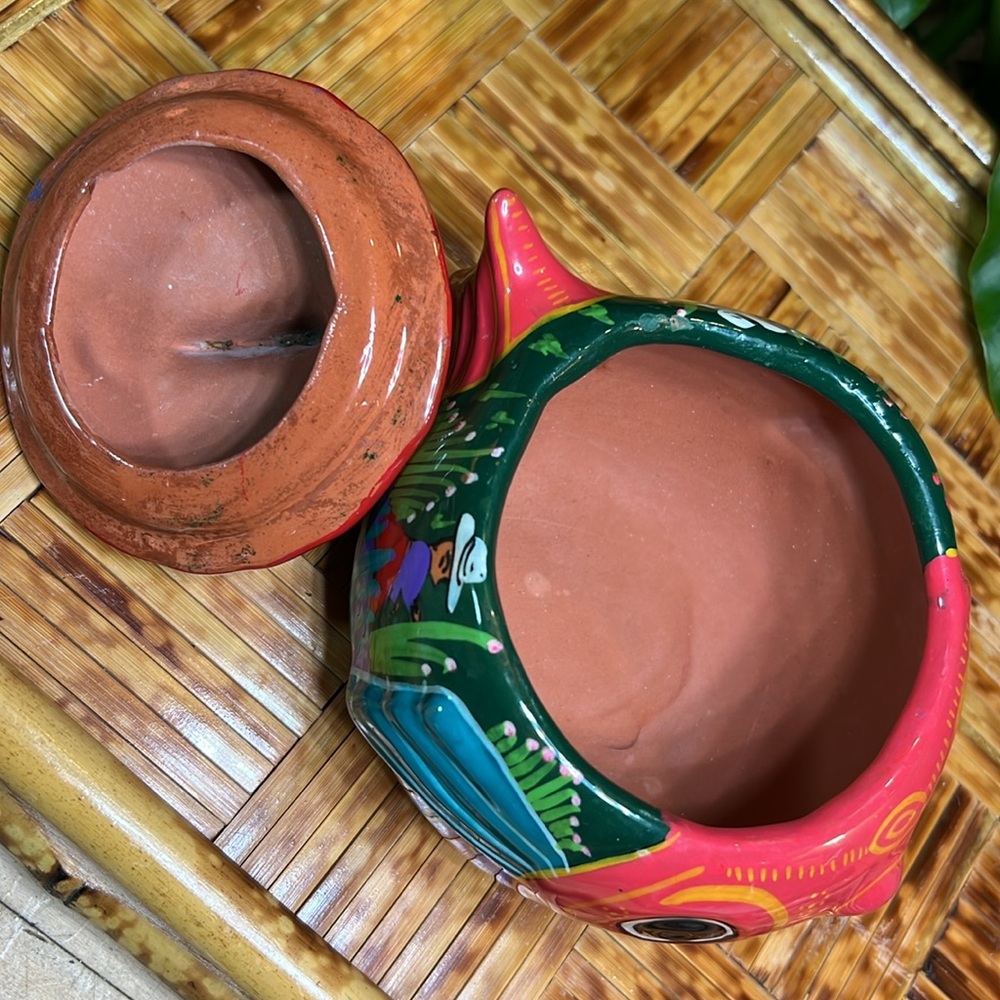 Mexican Fish Pot w Lid, handmade - Picture 5 of 8